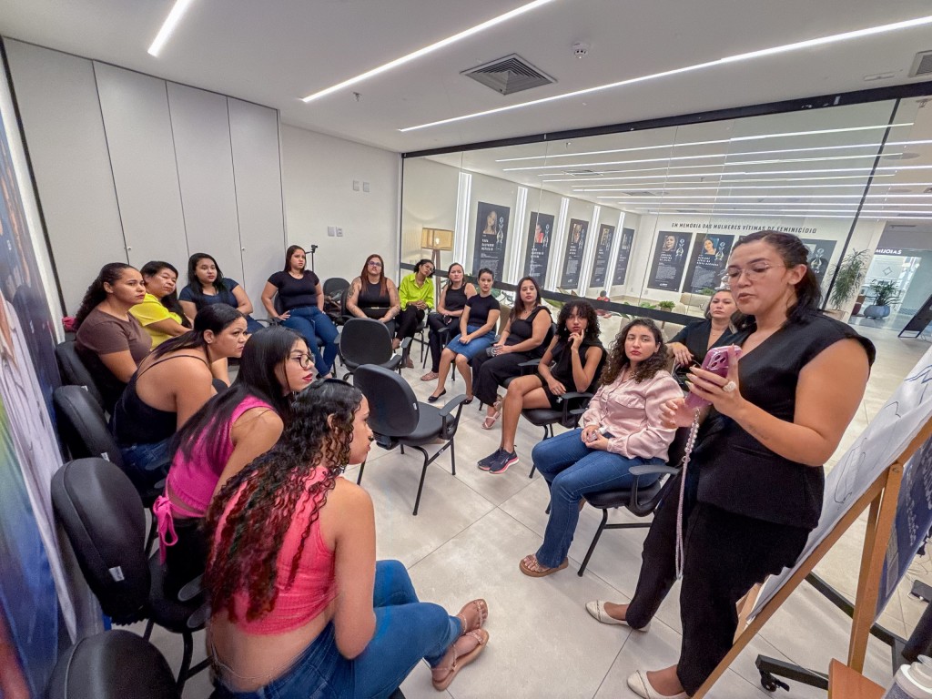 Cursos Gratuitos de Unhas de Gel e Confeitaria em Cuiabá | Oportunidade para Mulheres Cursos Gratuitos de Unhas de Gel e Confeitaria em Cuiabá | Oportunidade para Mulheres