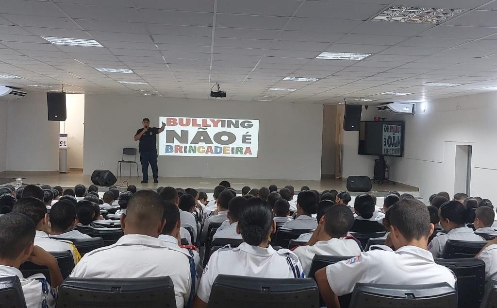 Polícia Civil promove discussões sobre bullying e radicalização nas escolas de Cuiabá Polícia Civil promove discussões sobre bullying e radicalização nas escolas de Cuiabá
