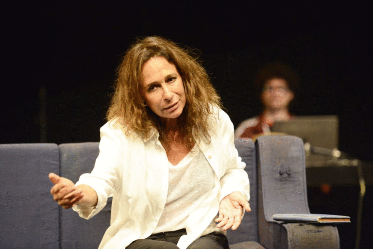 ‘Lady Tempestade’: A Peça Impactante que Retorna ao Rio na Temporada de Aniversário do Teatro Casa Grande ‘Lady Tempestade’: A Peça Impactante que Retorna ao Rio na Temporada de Aniversário do Teatro Casa G
