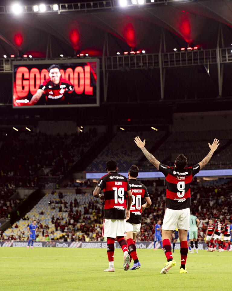 Flamengo Goleia Sampaio Corrêa e Evita Rebaixamento no Carioca Flamengo Goleia Sampaio Corrêa e Evita Rebaixamento no Carioca