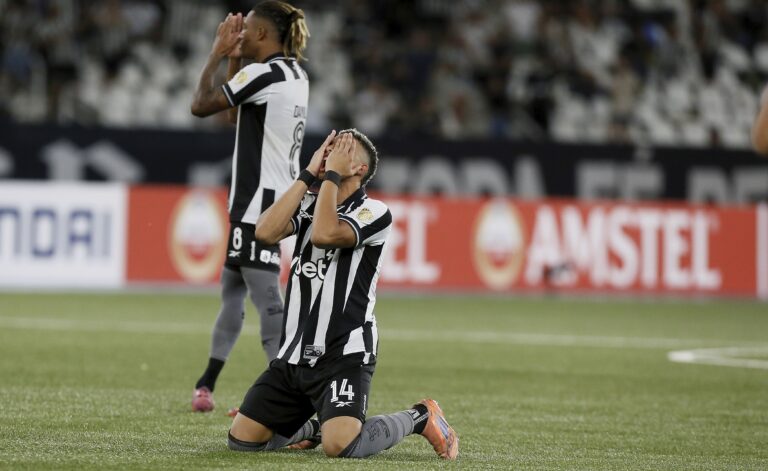 Botafogo é Eliminado da Pré-Libertadores Após Derrota para Barcelona de Guayaquil Botafogo é Eliminado da Pré-Libertadores Após Derrota para Barcelona de Guayaquil