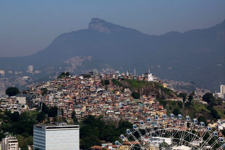 Inovatur: Um Novo Capítulo no Turismo de Favela do Rio de Janeiro Inovatur: Um Novo Capítulo no Turismo de Favela do Rio de Janeiro