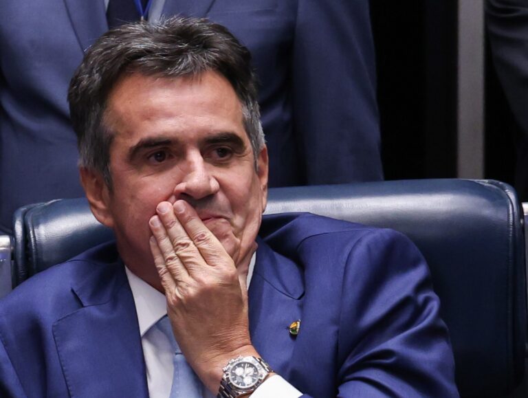 Partido de Ciro Nogueira Adia Evento de Apoio a Tarcísio e Suscita Polêmica Partido de Ciro Nogueira Adia Evento de Apoio a Tarcísio e Suscita Polêmica