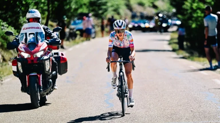 Kasia Niewiadoma domina Mont Ventoux, vence etapa e assume liderança no Tour de France Femmes Kasia Niewiadoma domina Mont Ventoux, vence etapa e assume liderança no Tour de France Femmes