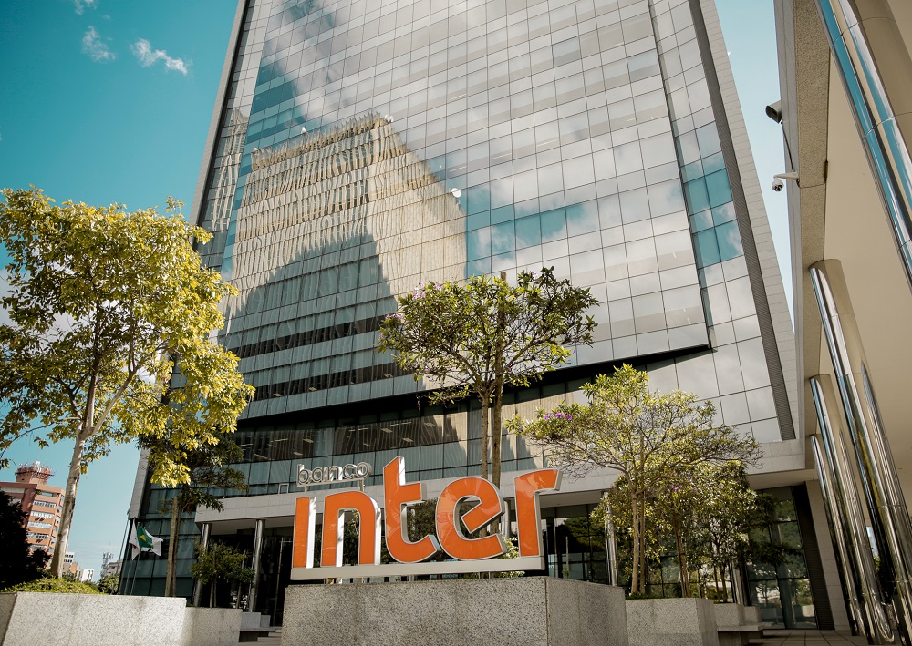 Inter eleva projeção de juros para 11,25% e antecipa PIB robusto em 2024. inter eleva projecao de