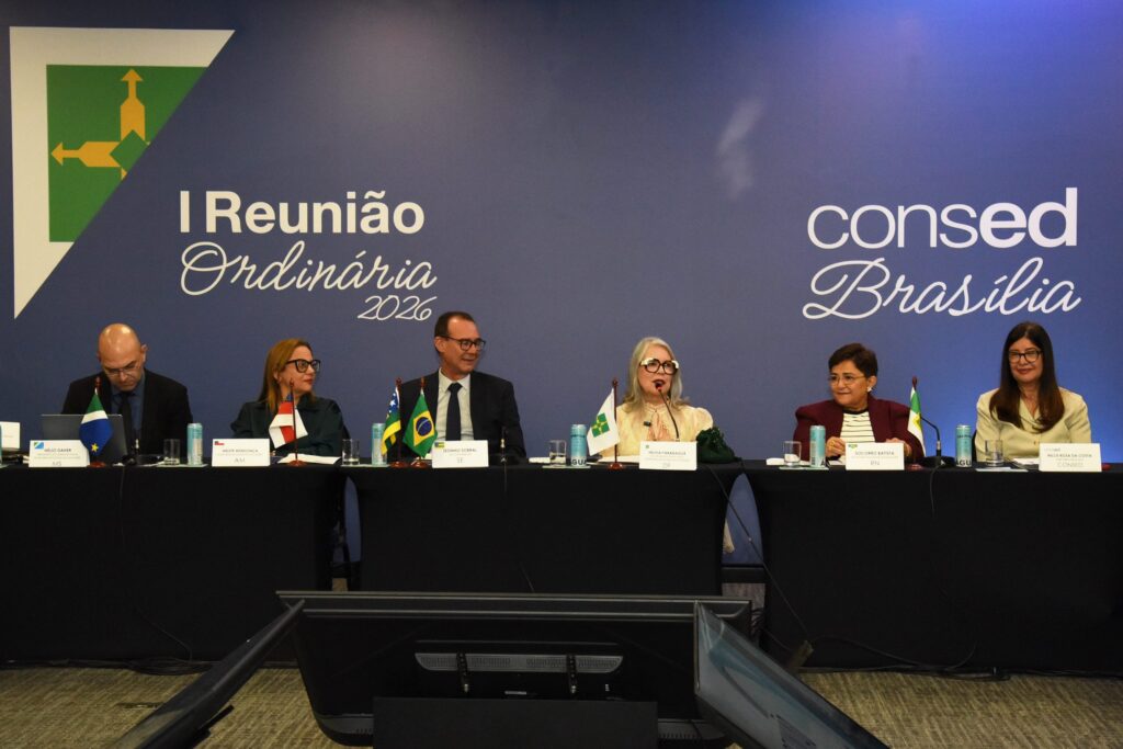 DF Assume Presidência do Consed: Um Marco na Educação Brasileira