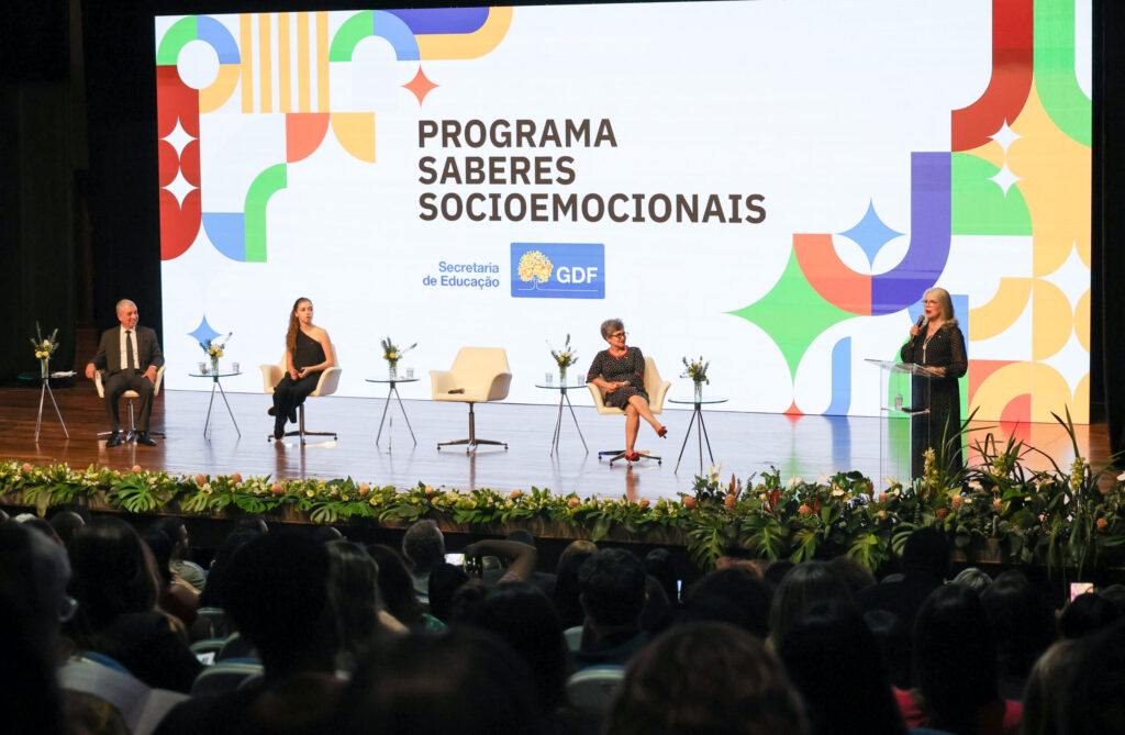 Programa Saberes Socioemocionais da SEEDF: A Transformação da Educação no DF Programa Saberes Socioemocionais da SEEDF: A Transformação da Educação no DF