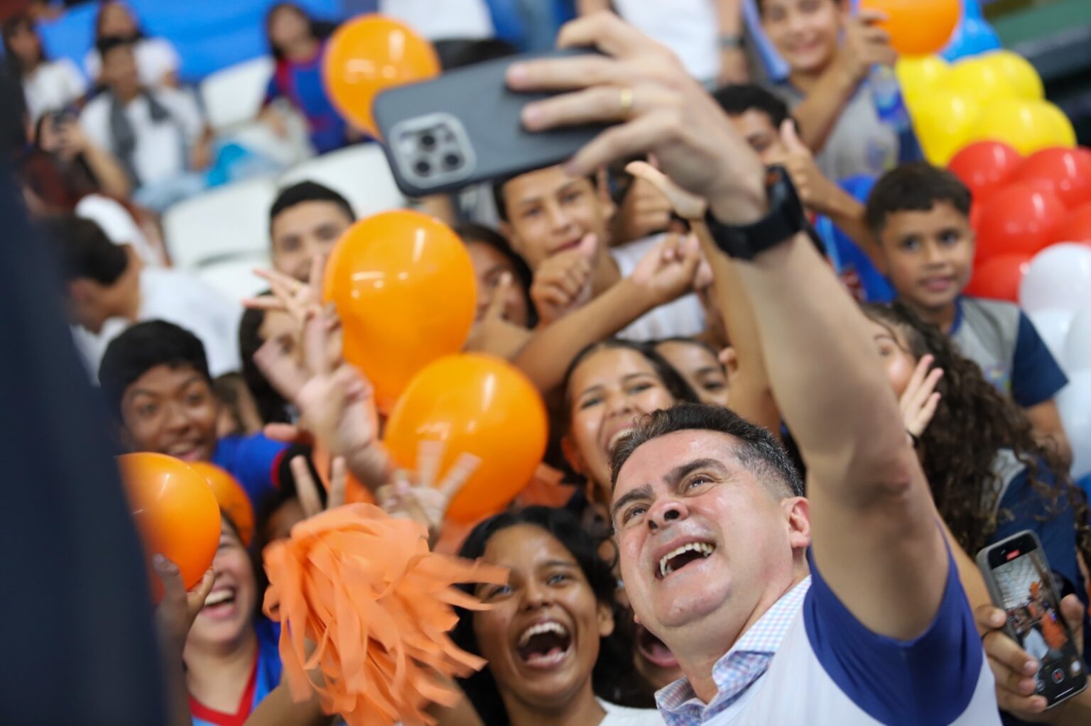 Educação em Manaus: Prefeito David Almeida Celebra Avanços na Alfabetização e Aprendizagem