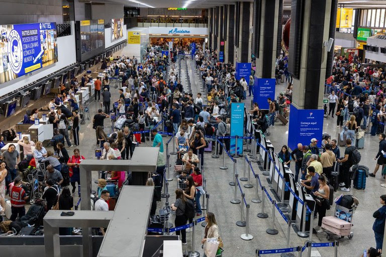 Região Sudeste: Dominando 47% do Mercado Aéreo Doméstico em 2025 Região Sudeste: Dominando 47% do Mercado Aéreo Doméstico em 2025