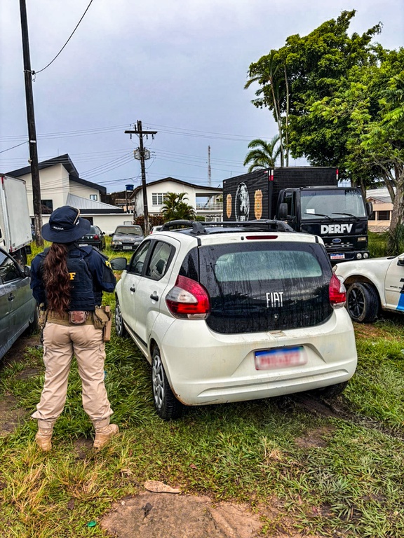 Veículo com Placa Adulterada é Apreendido em Manaus: Entenda o Caso Veículo com Placa Adulterada é Apreendido em Manaus: Entenda o Caso