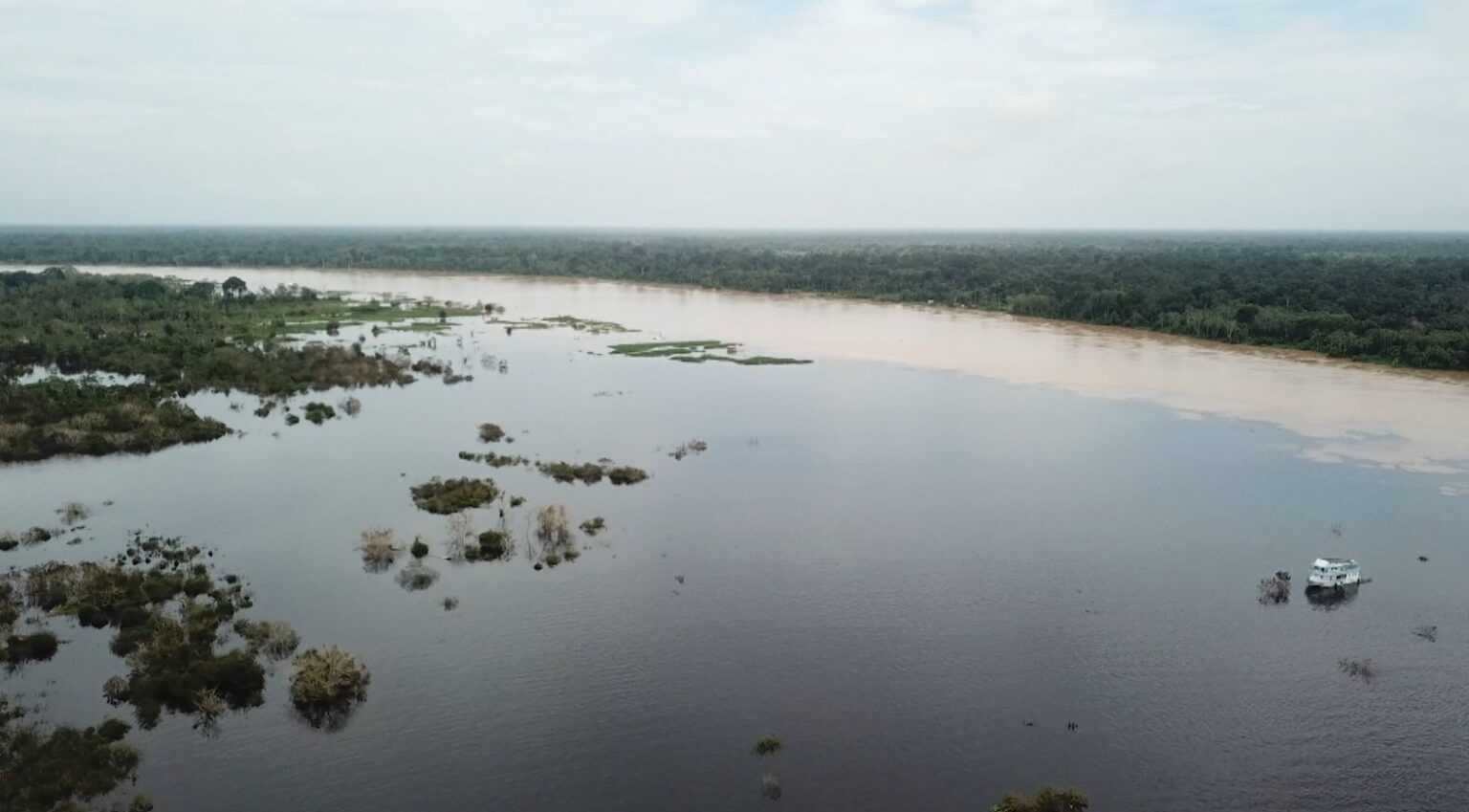 Cheia no Amazonas: 16 Municípios Declarados em Emergência e Impacto na População