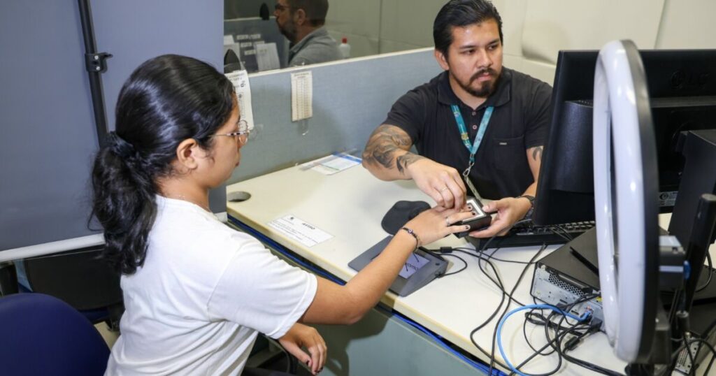 TRE-AM: Participação Jovem e Consciência Cidadã em Foco