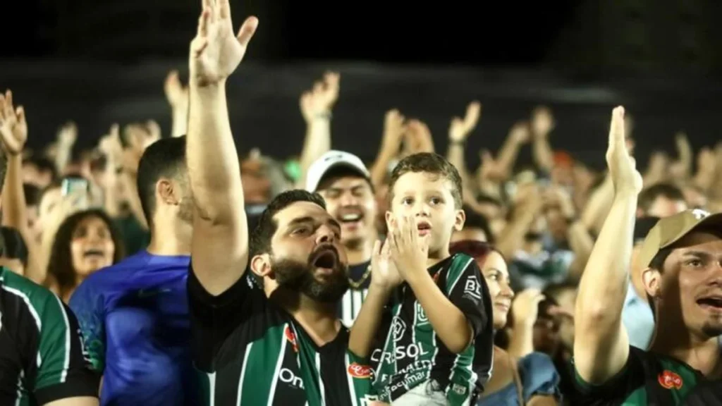 Maringá FC enfrenta Amazonas pela Série C com promoção especial para Dia dos Pais