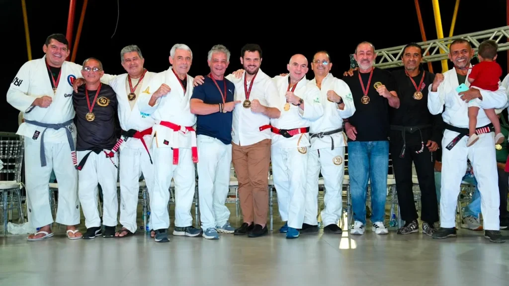 Prefeito Renato Junior amplia apoio a atletas de Jiu-Jítsu em Manaus para 150 competidores Prefeito Renato Junior amplia apoio a atletas de Jiu-Jítsu em Manaus para 150 competidores