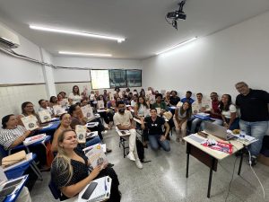 Alagoinhas Promove Formação de Professores: Um Passo Importante Para a Educação Alagoinhas Promove Formação de Professores: Um Passo Importante Para a Educação