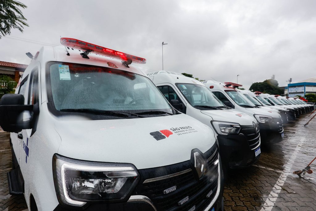 Governo de SP Fortalece Atendimento em Sorocaba com Entrega de Ambulâncias e Vans Governo de SP Fortalece Atendimento em Sorocaba com Entrega de Ambulâncias e Vans