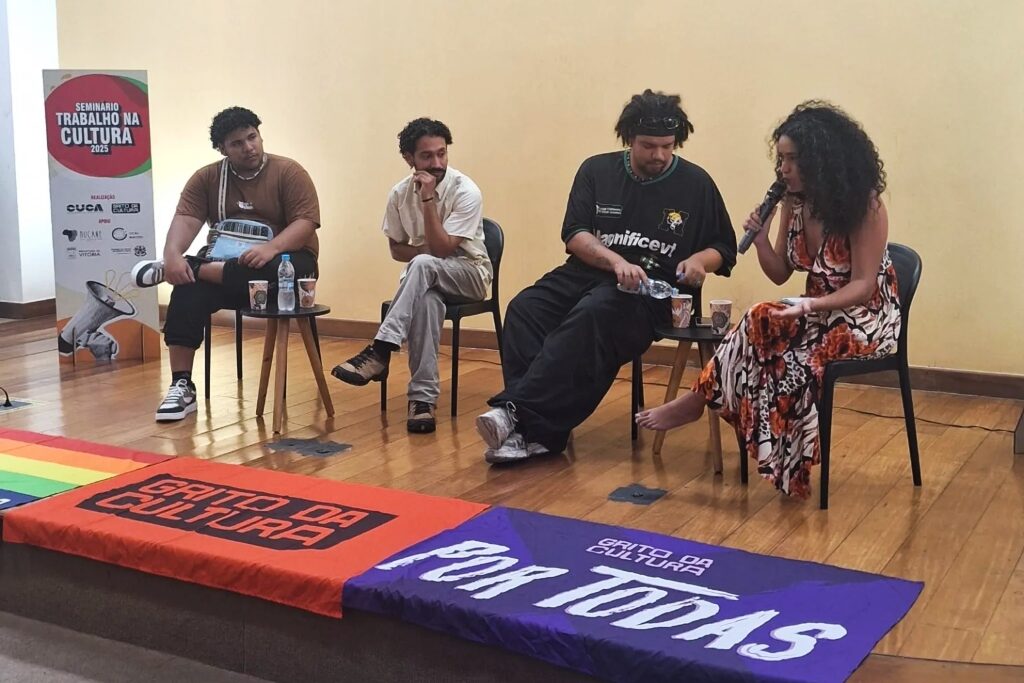 Desafios do Precariado Cultural em Debate: O Seminário que Faz a Diferença Desafios do Precariado Cultural em Debate: O Seminário que Faz a Diferença