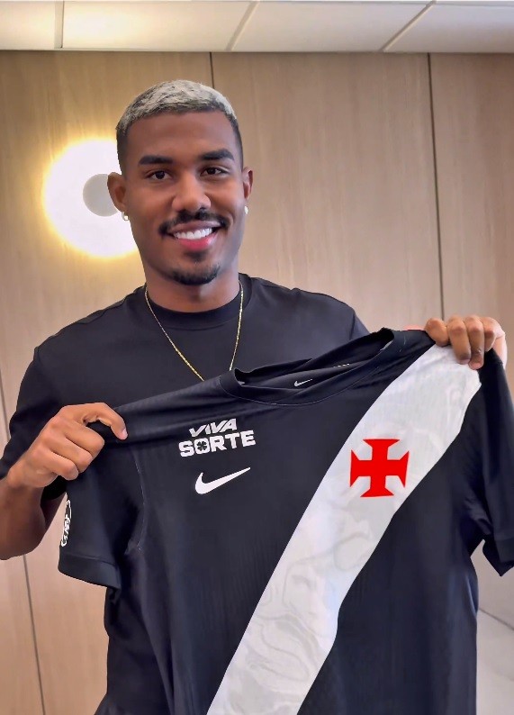 Vasco Fecha Empréstimo de Cuiabano e Aumenta Concorrência na Lateral Vasco Fecha Empréstimo de Cuiabano e Aumenta Concorrência na Lateral