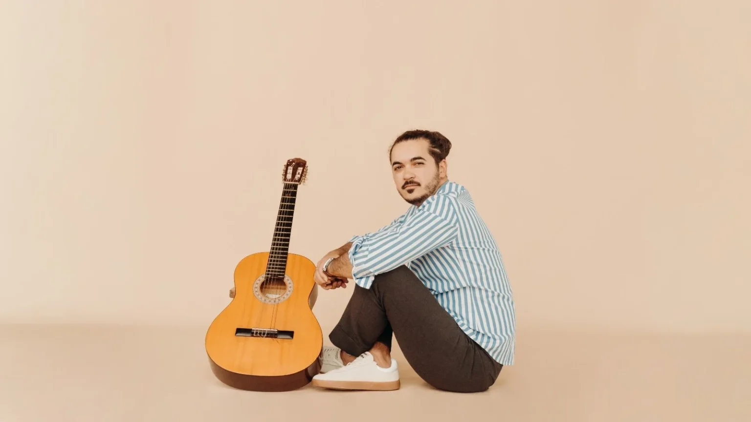 Matheus Fonseca: De São Gonçalo para o Mundo Cantando a Cultura Popular Brasileira