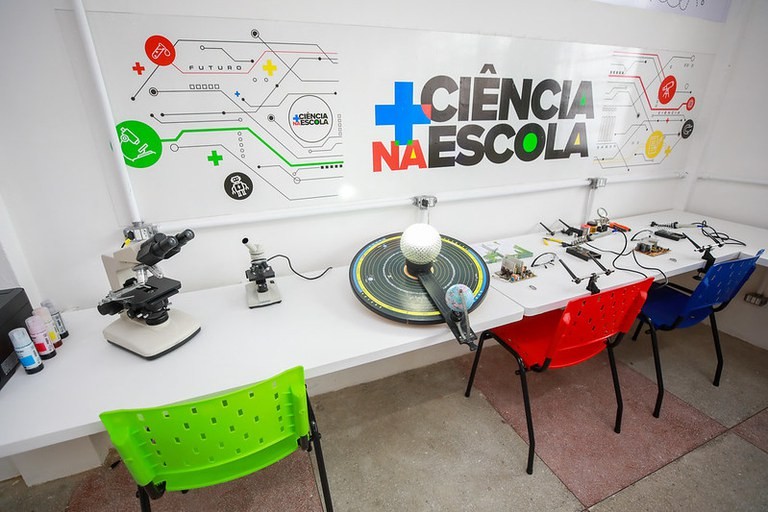 Escolas do Oeste do Pará Aderem ao Programa Nacional de Educação Científica Escolas do Oeste do Pará Aderem ao Programa Nacional de Educação Científica