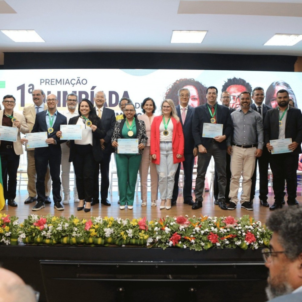 Mineiros Brilham na Olimpíada de Professores de Matemática: Uma Conquista Nacional Mineiros Brilham na Olimpíada de Professores de Matemática: Uma Conquista Nacional