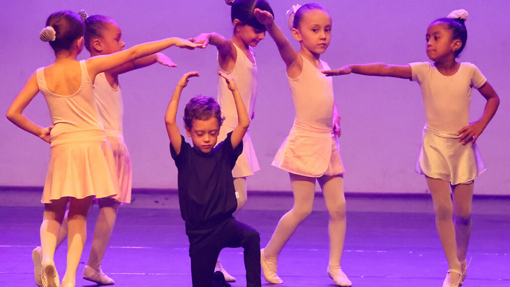 Caminhos da Cultura de Santa Bárbara: Mais de 800 Vagas em Oficinas Gratuitas Caminhos da Cultura de Santa Bárbara: Mais de 800 Vagas em Oficinas Gratuitas