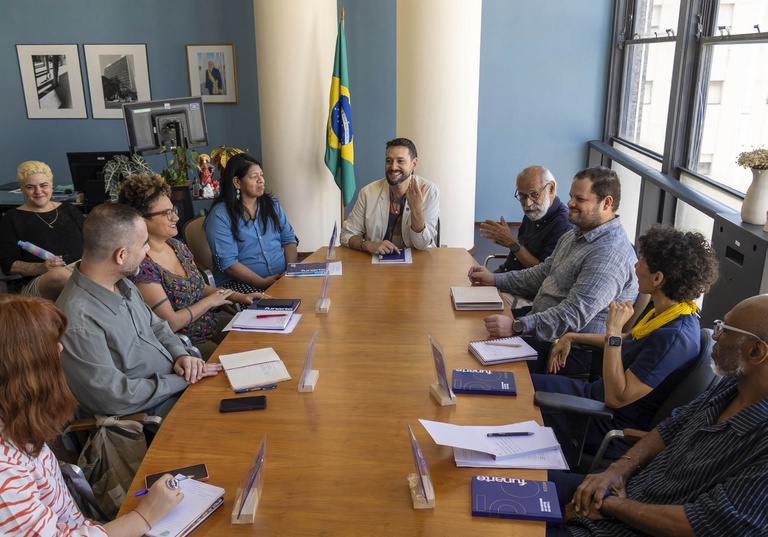 Leonardo Lessa Assume Presidência da Funarte e Promete Continuidade nas Políticas Culturais Leonardo Lessa Assume Presidência da Funarte e Promete Continuidade nas Políticas Culturais