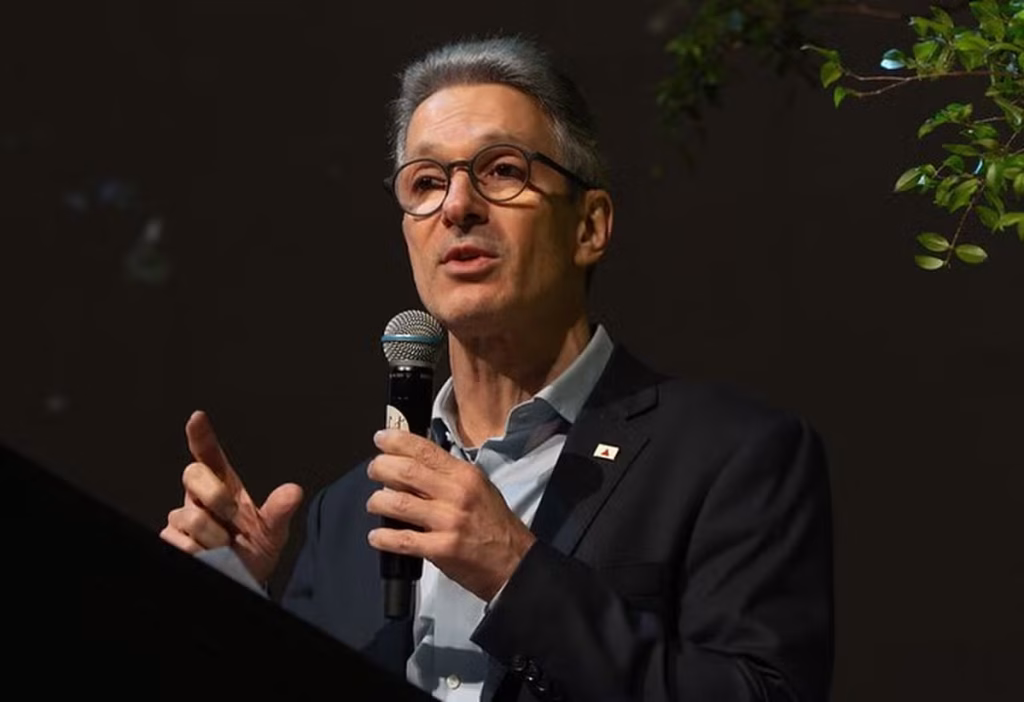 Zema defende trabalho infantojuvenil e promete rever regras se eleito presidente