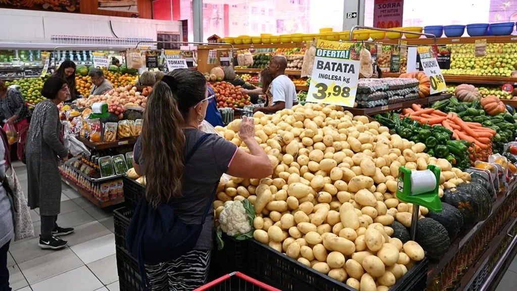 Inflação em Belo Horizonte desacelera em julho com estabilidade dos preços dos alimentos Inflação em Belo Horizonte desacelera em julho com estabilidade dos preços dos alimentos