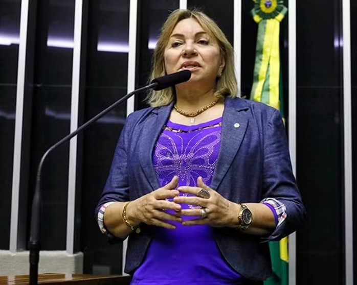 Deputada do Ceará é Acusada de Articular Fraudes no INSS, Revela PF Deputada do Ceará é Acusada de Articular Fraudes no INSS, Revela PF