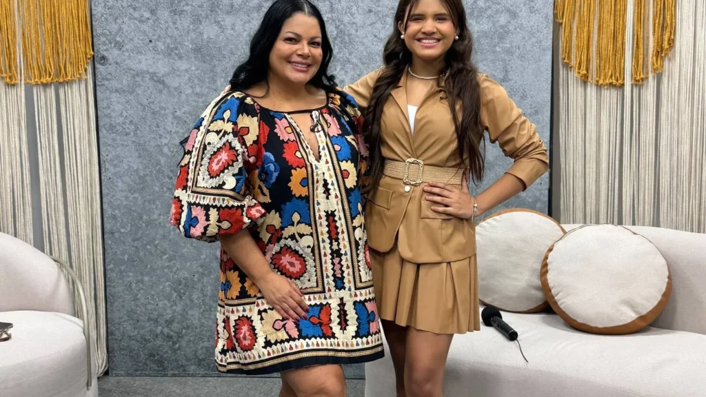 Programa Atualizando reúne convidados para manhã de cultura e informação na TV Ceará Programa Atualizando reúne convidados para manhã de cultura e informação na TV Ceará