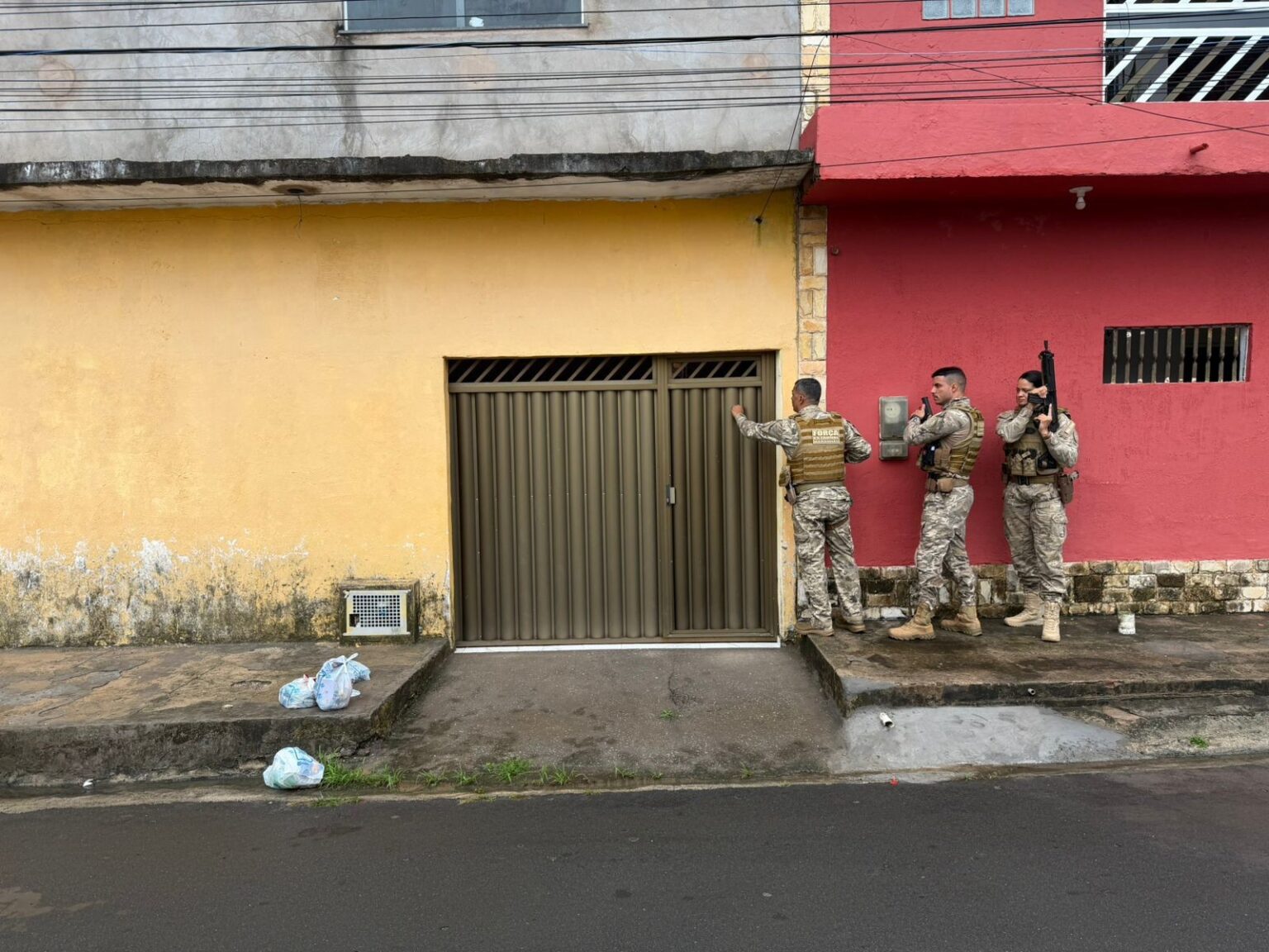 Operação Policial Prende Nove Foragidos por Homicídio e Tráfico no MA e AM