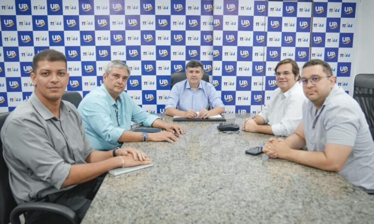 Dr. Tarcísio Reis Assume a Liderança do Novo Conselho de Saúde da UP em Pernambuco Dr. Tarcísio Reis Assume a Liderança do Novo Conselho de Saúde da UP em Pernambuco