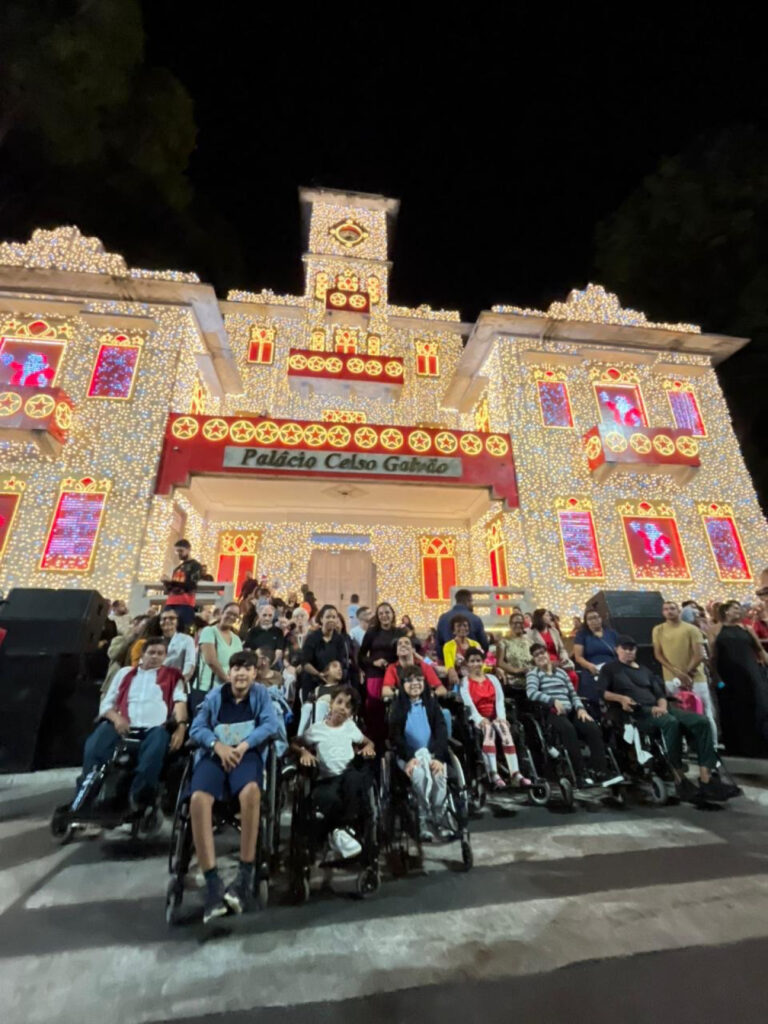 Governo de Pernambuco Oferece Transporte Acessível para Eventos de Fim de Ano com PE Conduz Governo de Pernambuco Oferece Transporte Acessível para Eventos de Fim de Ano com PE Conduz