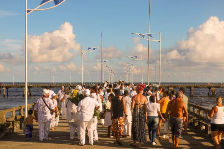 17ª Procissão de Iemanjá: Celebração em Mongaguá neste domingo 17ª Procissão de Iemanjá: Celebração em Mongaguá neste domingo