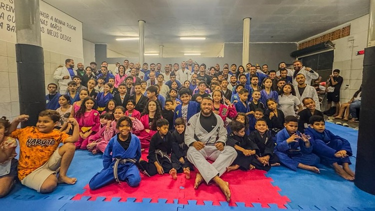 CT Soares: A Nova Referência no Ensino de Jiu-Jitsu em Petrolina CT Soares: A Nova Referência no Ensino de Jiu-Jitsu em Petrolina