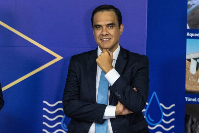 Gustavo Feliciano promove mudanças no Turismo e nomeia ex-assessora como vice-ministra Gustavo Feliciano promove mudanças no Turismo e nomeia ex-assessora como vice-ministra