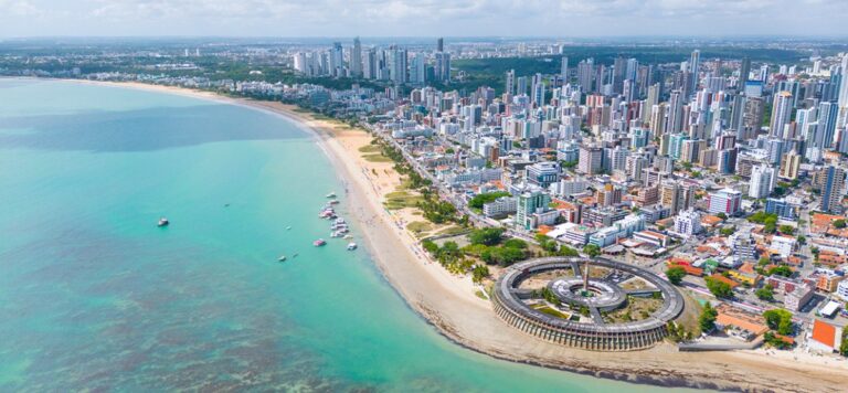 João Pessoa: O Crescimento do Turismo e as Contradições Urbanas