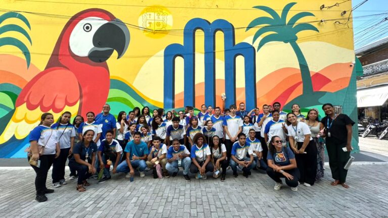 Tour Pedagógico em Aracaju: Estudantes Descobrem os Encantos da Cidade Tour Pedagógico em Aracaju: Estudantes Descobrem os Encantos da Cidade