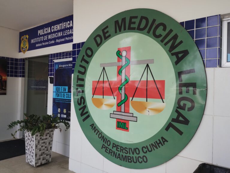 Autoridades apuram caso grave em Petrolina Mulher 46 anos casa Autoridades apuram caso grave em Petrolina Mulher 46 anos casa