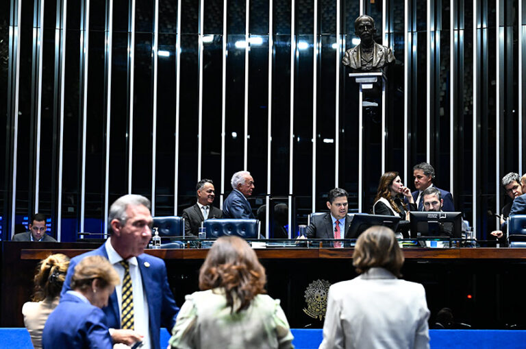 Senado Aprova Projeto de Avaliação Anual da Saúde da Mulher pelo SUS