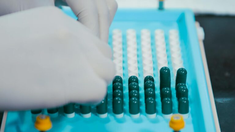 Soberania Nacional em Saúde: Impulsionando Investimentos e Exportações na Indústria Farmacêutica