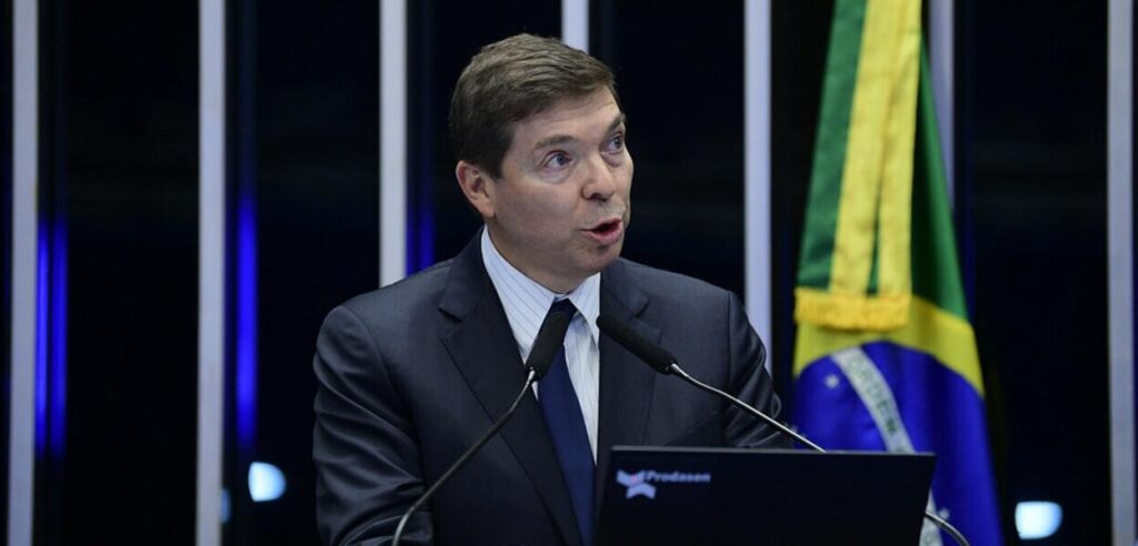 Filho de José Alencar Surge como Alternativa ao Governo de Minas com Sinal Verde de Lula Filho de José Alencar Surge como Alternativa ao Governo de Minas com Sinal Verde de Lula