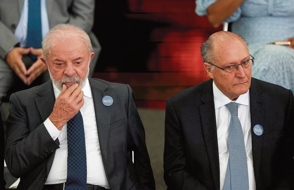 Lula Avalia Possibilidades para Chapa ao Governo de SP: Alckmin e Haddad na Disputa Lula Avalia Possibilidades para Chapa ao Governo de SP: Alckmin e Haddad na Disputa