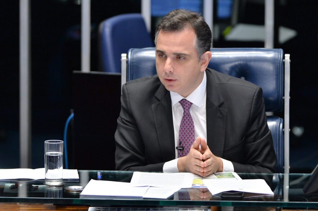 Rodrigo Pacheco: O Senador de Minas Gerais Entre Incertezas e Expectativas
