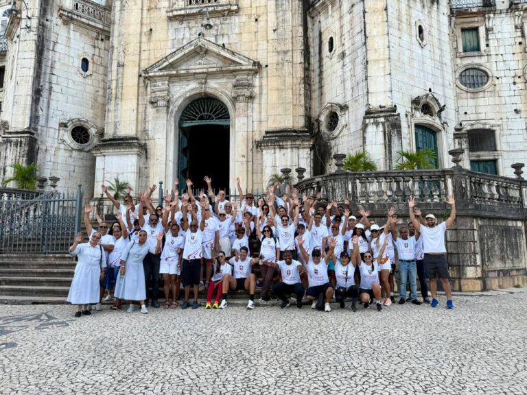 Casa de Promoção à Saúde Comemora Vidas Transformadas na Caminhada da Gratidão Casa de Promoção à Saúde Comemora Vidas Transformadas na Caminhada da Gratidão