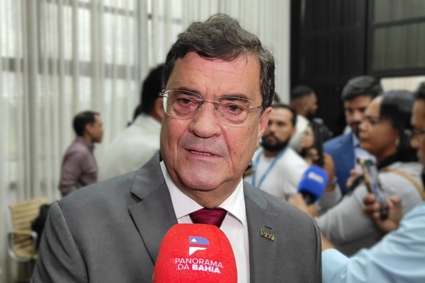 Deputado Angelo Almeida Denuncia Encontro de ACM Neto com Secretário de SP como ‘Venda Disfarçada’ da Educação na Bahia Deputado Angelo Almeida Denuncia Encontro de ACM Neto com Secretário de SP como 'Venda Disfarçada' d